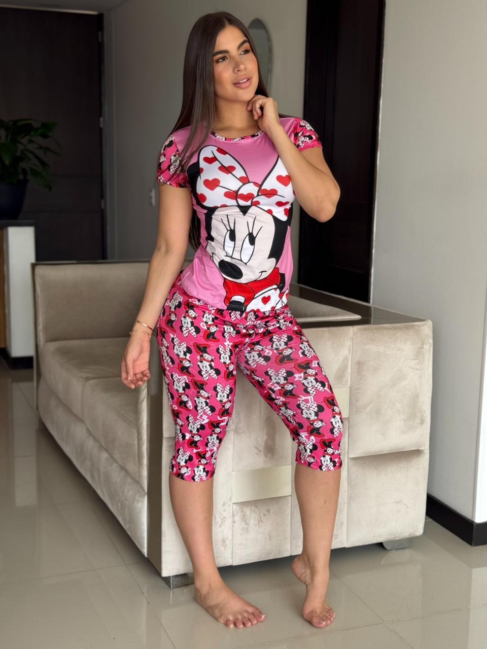 Vista 4 de Capri Camiseta - DISEÑO: Vaca Azul